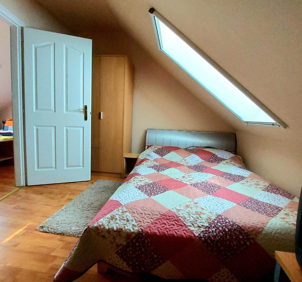 Szemérmetes Erzsók Nyaralóház Villa Gyomaendrőd Esterno foto